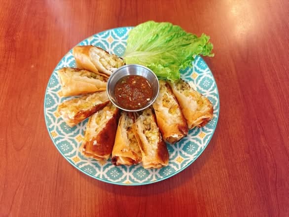 Veggies Spring Roll from Senlek Thai Rice & Noodles.